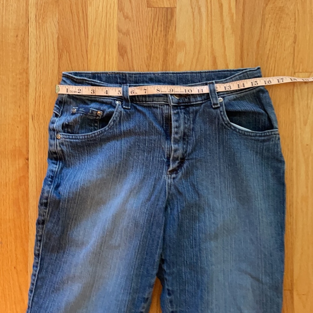 Jeans - Picture 2 of 5